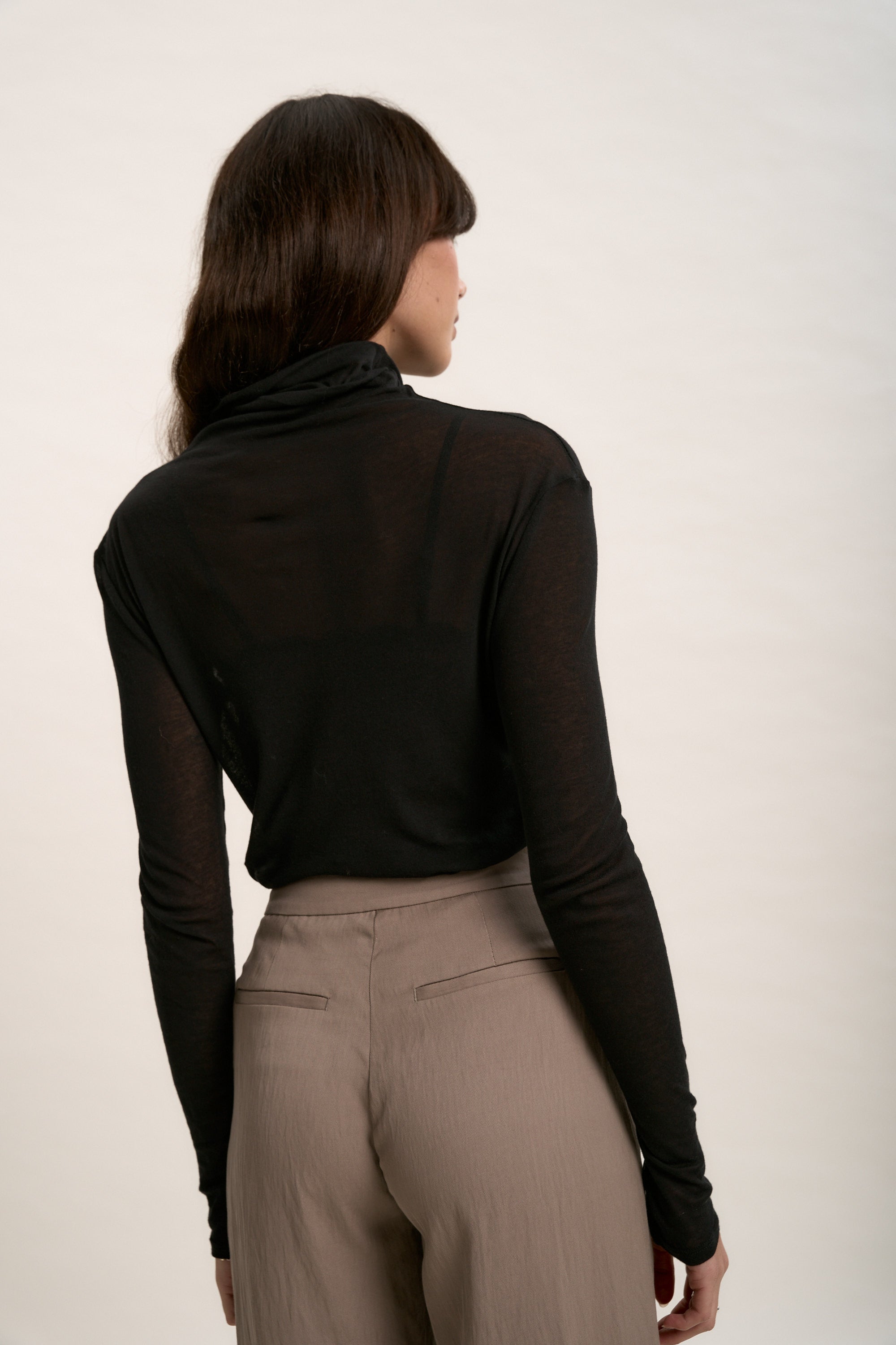 D Back