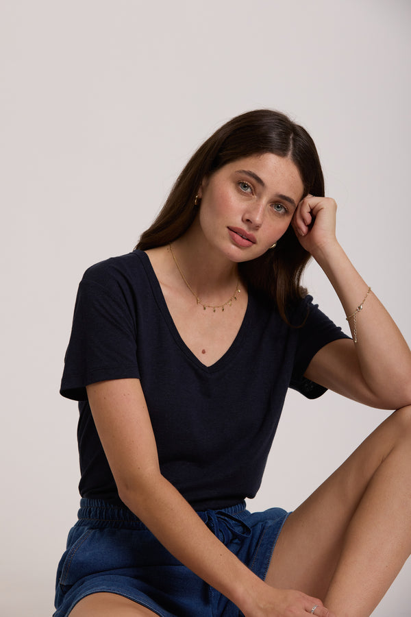 Esther Hemp Blend V Neck Tee
