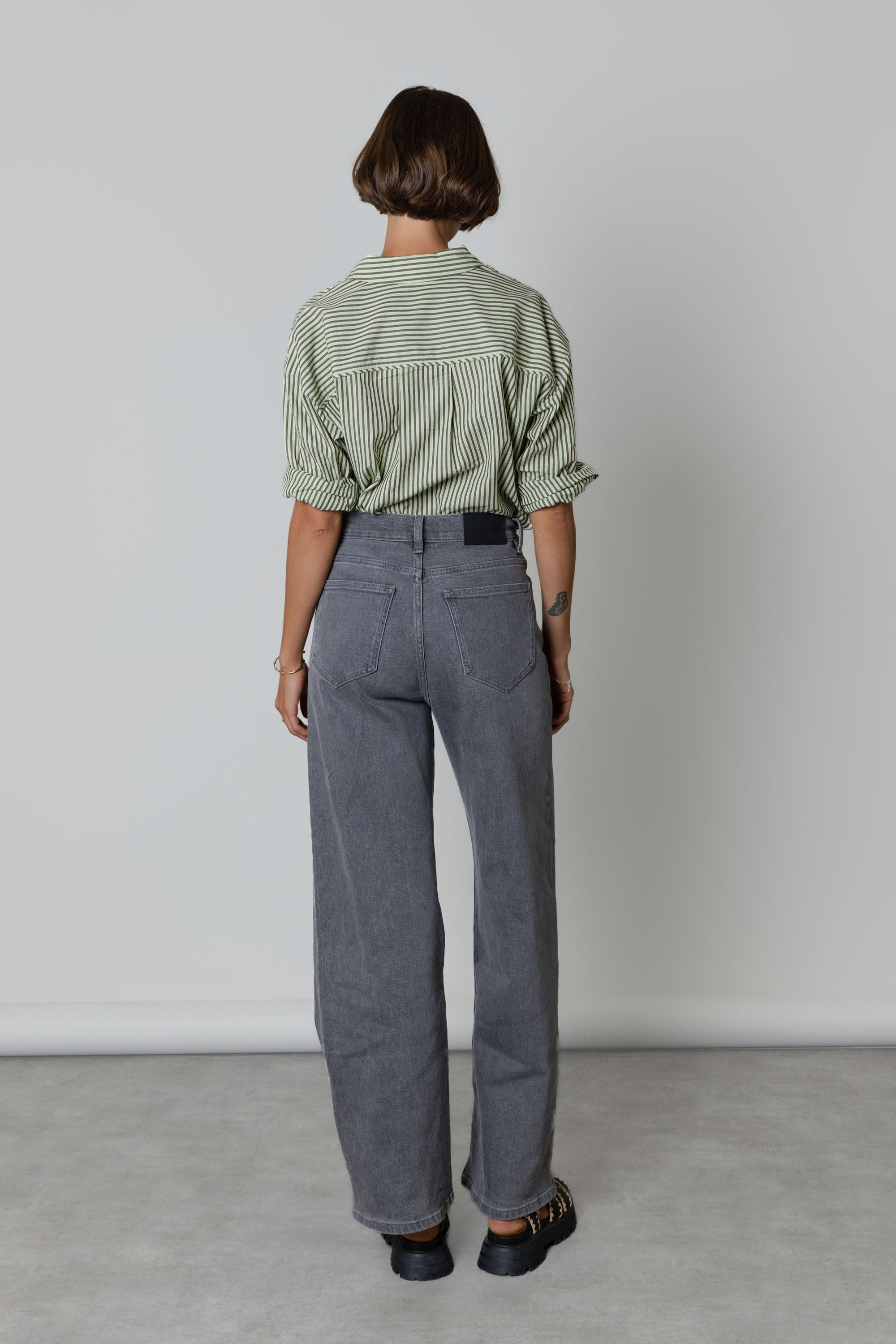 B Front