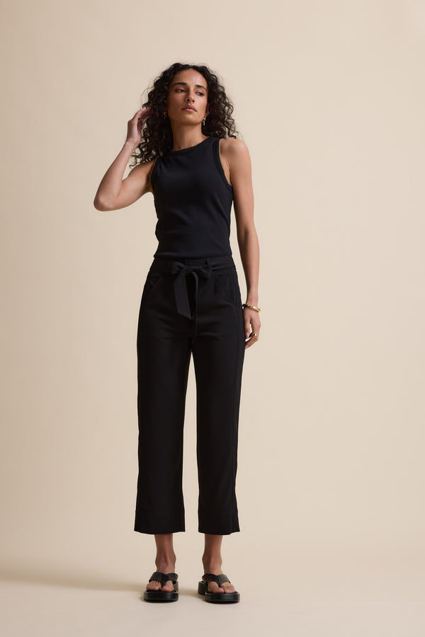 The Easy Care Belted Pant