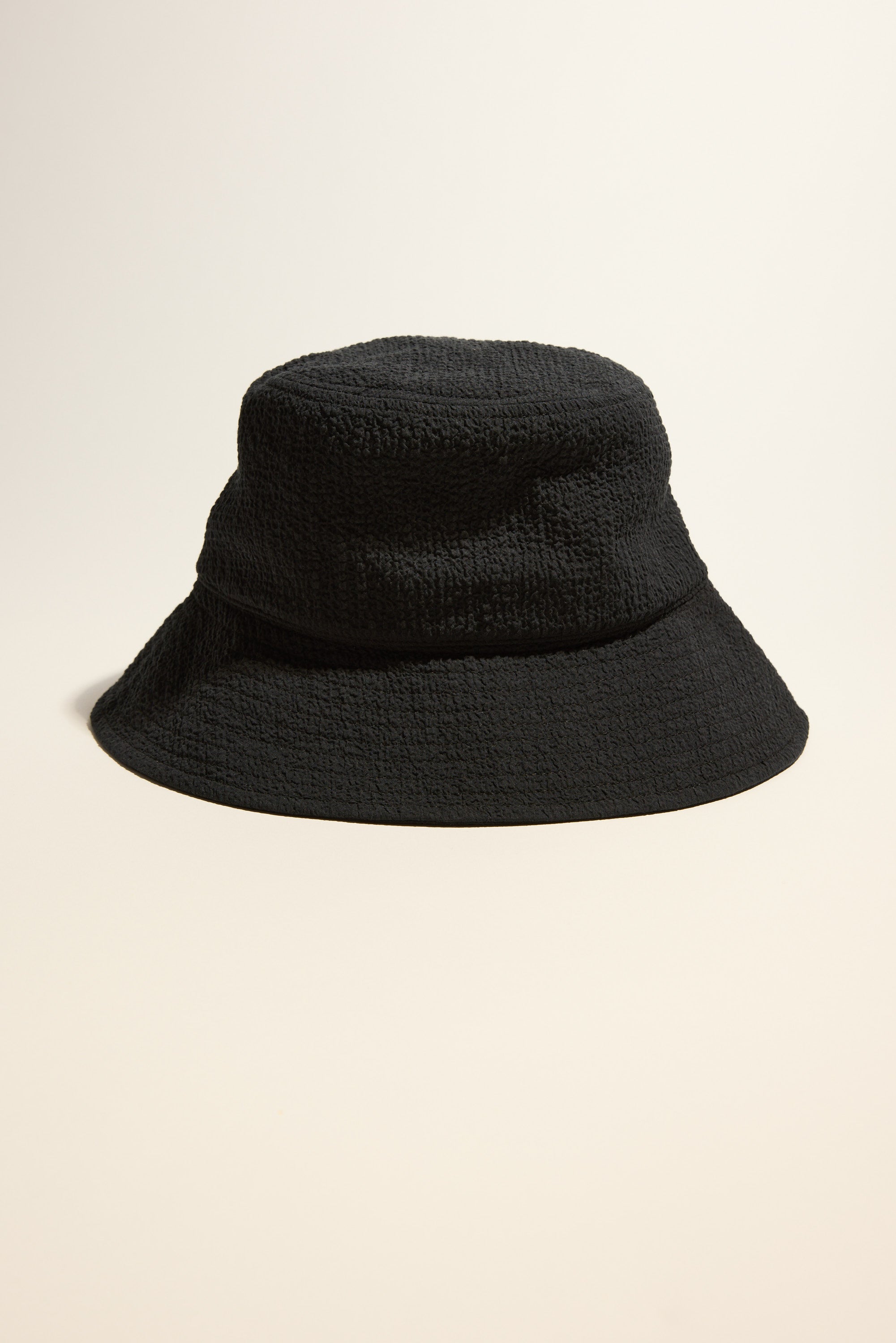 Shop Lula Textured Bucket Hat (Black) | Max