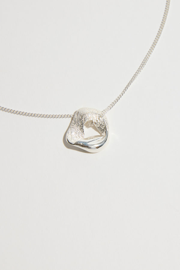 Tutti Motion Necklace