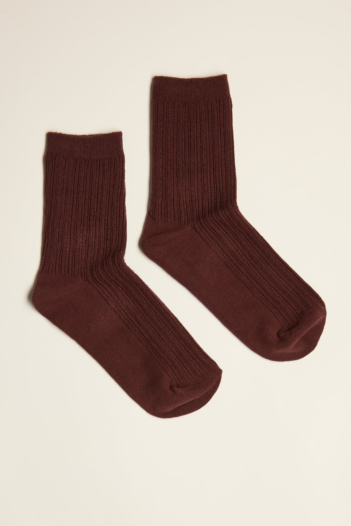 Two Erina Textured Rib Socks by Max, maroon, side by side on a light background.